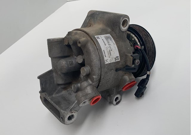 Compressor de ar condicionado para Dacia Duster 1.5 DCI K9K612K9K884K9K892 926005154R