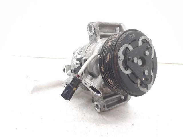926005689R RENAULT Компрессор кондиционера купить в Ирпень