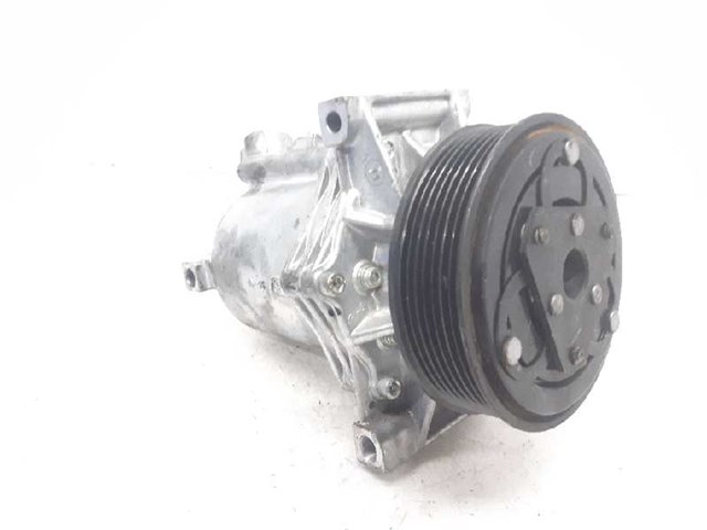 RENAULT 926005727R Компрессор кондиционера в наличии Полтава