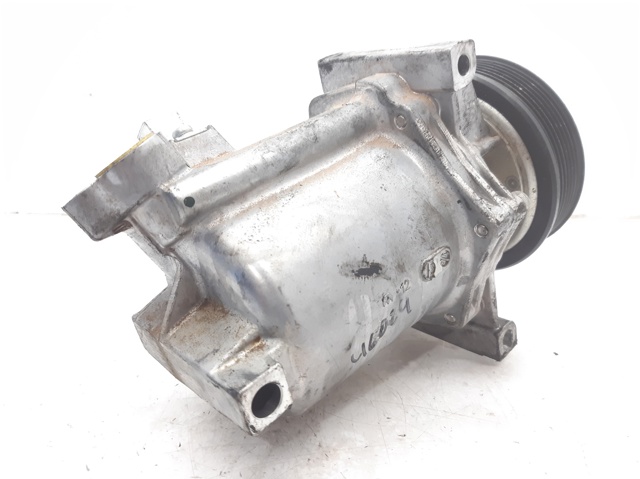 RENAULT 926005727R Компрессор кондиционера в наличии Николаев