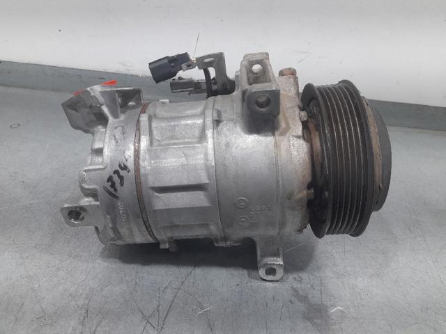 RENAULT 926006231R Компрессор кондиционера в наличии Тернополь