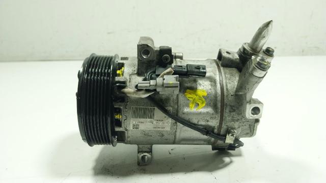926007953R RENAULT Компрессор кондиционера купить в Запорожье