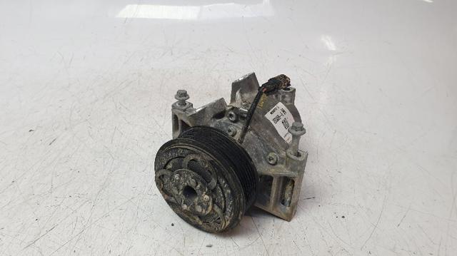 Compressor de aparelho de ar condicionado Dacia Sandero 3
