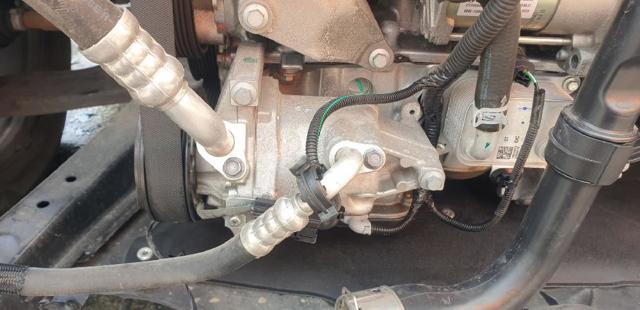 Compressor de aparelho de ar condicionado Dacia Sandero 3