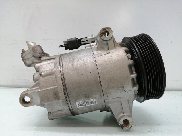 Compressor de ar condicionado para Renault Scénic II (JM0/1_) (2003-2006) 1.6 16V (JM1R) K4MT782 92600JD000
