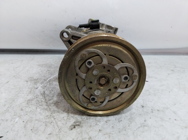 92600VK110 NISSAN Компрессор кондиционера купить в Черновцы