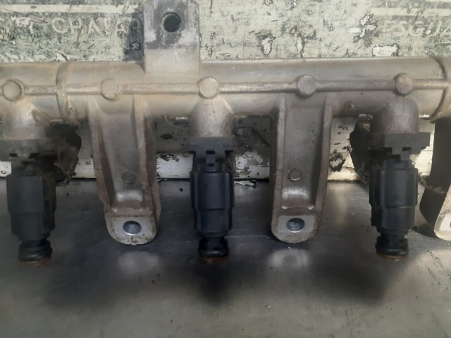 9260930006 HYUNDAI Топливные форсунки купить в Полтава