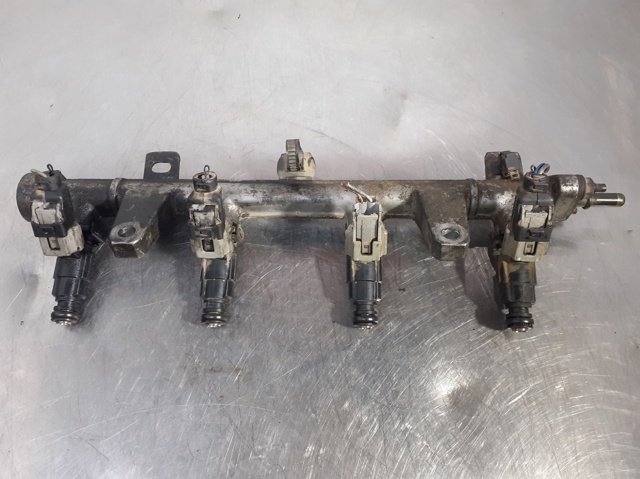 9260930006 HYUNDAI Топливные форсунки купить в Павлоград