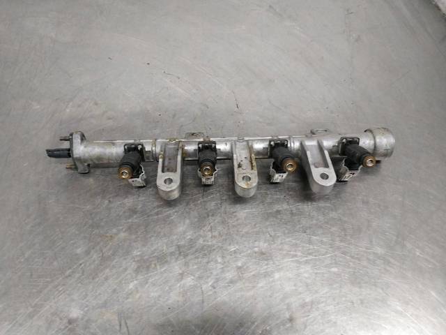 HYUNDAI 9260930006 Топливные форсунки в наличии Львов