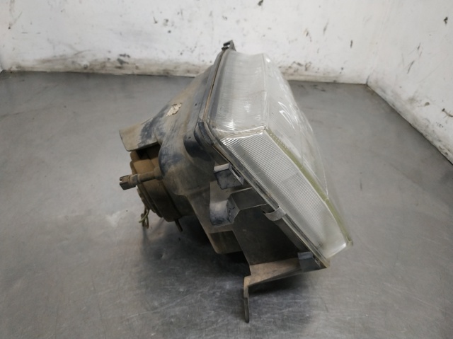 92VB13005AB Стекло фары правой купить Винница