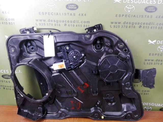 Motor de acionamento de vidro da porta dianteira esquerda 931401104 Chrysler