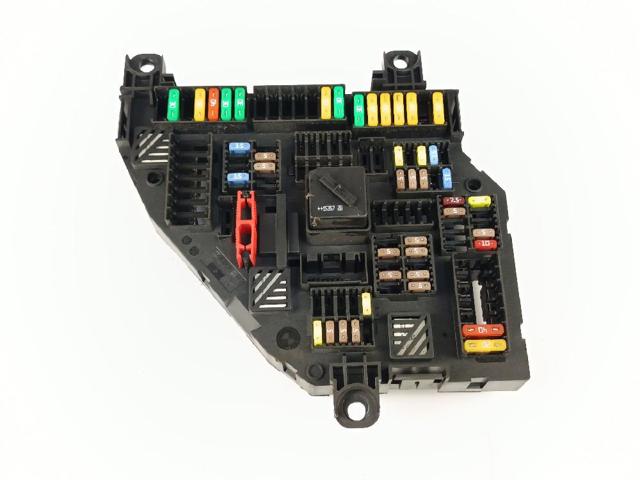 9315151 BMW Блок предохранителей задний салонный купить в Кривой Рог