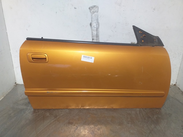 Porta dianteira direita 93172120 Opel