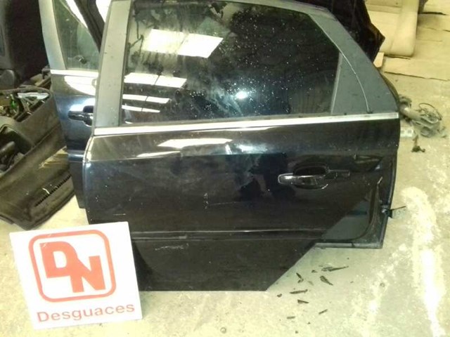 Porta traseira esquerda 93175839 Opel