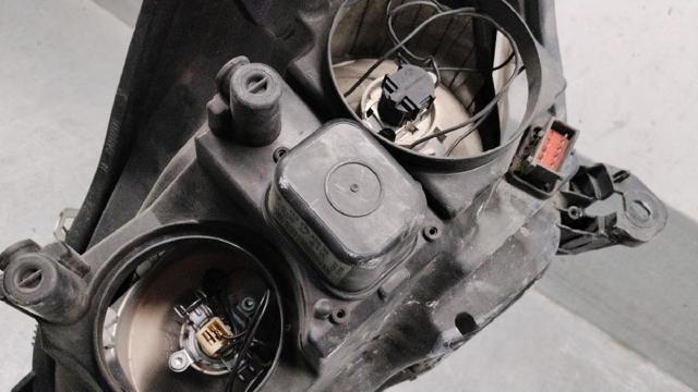 OPEL 93178636 Фара правая в наличии Чернигов