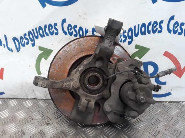 Cubo dianteiro 93178652 OPEL