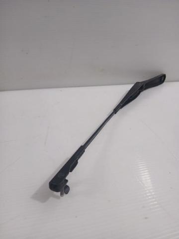 Braço de limpa-pára-brisas do pára-brisas Opel Astra L35