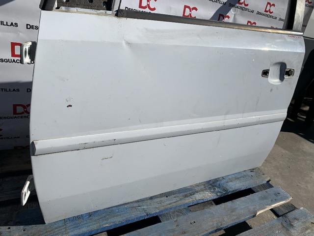 Porta dianteira esquerda 93186031 OPEL