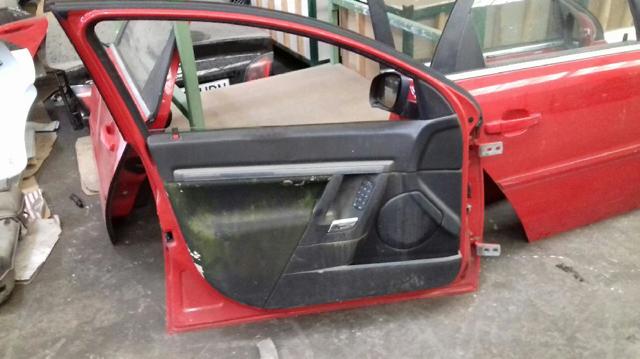 Porta dianteira esquerda Opel Vectra