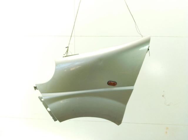 Pára-lama dianteiro esquerdo 93188420 OPEL