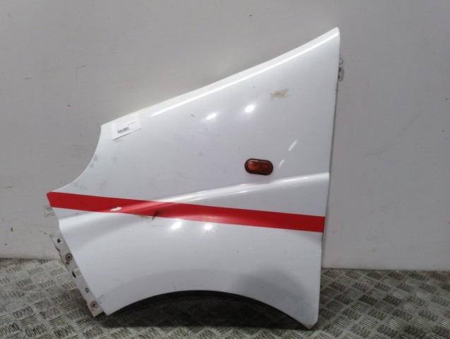 Pára-lama dianteiro esquerdo 93188420 OPEL