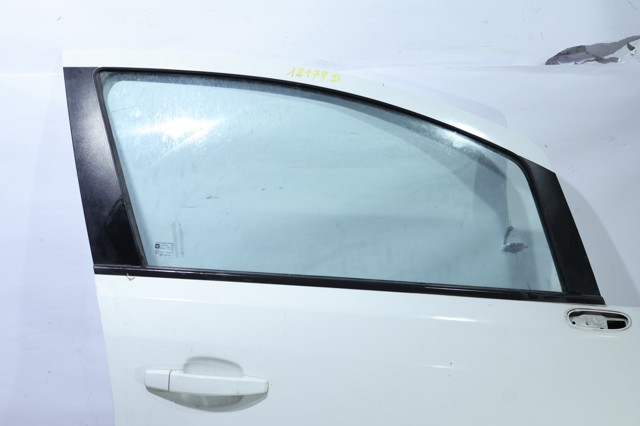 OPEL 93189329 Дверь передняя правая в наличии Львов