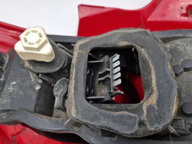 OPEL 93189402 Фонарь задний правый в наличии Ровно