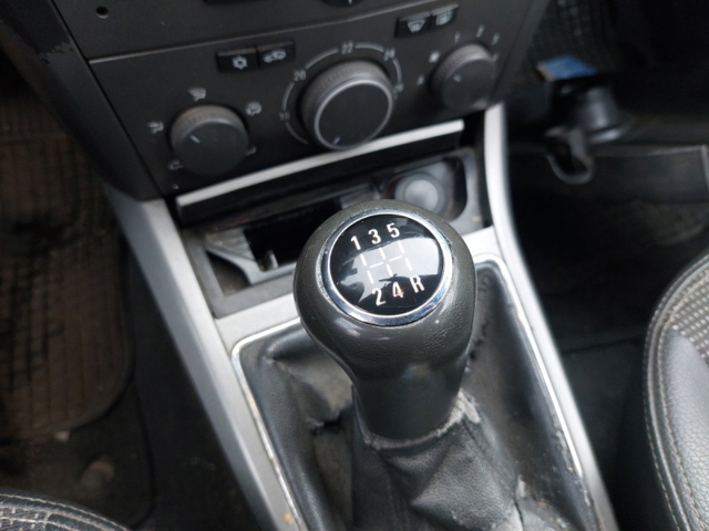 OPEL 93190304 Фонарь задний левый в наличии Киев