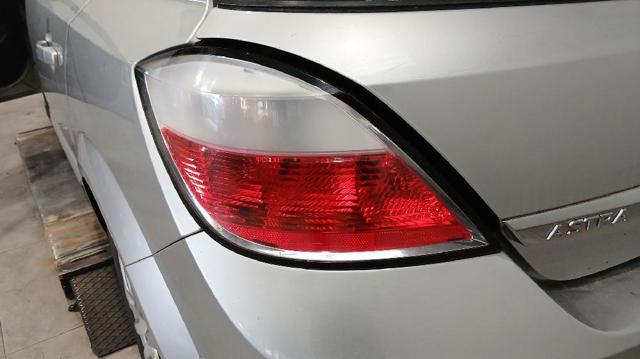 93190304 OPEL Фонарь задний левый купить в Украина