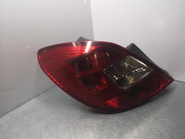 Luz traseira esquerda para Opel Corsa D 1.2 (L08, L68) Z12XEP 93190950