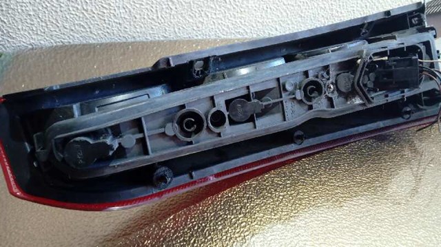 OPEL 93294346 Фонарь задний правый в наличии Ирпень