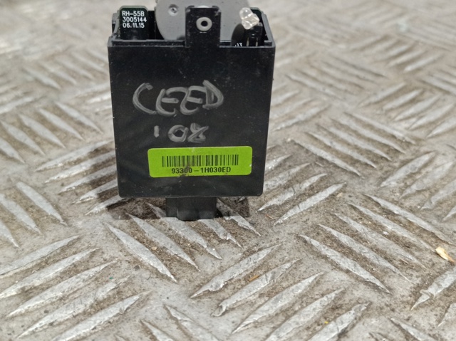 933001H030ED HYUNDAI купить в Ужгород