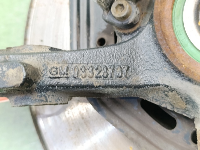 OPEL 93328737 Цапфа (поворотный кулак) передний левый в наличии Ирпень