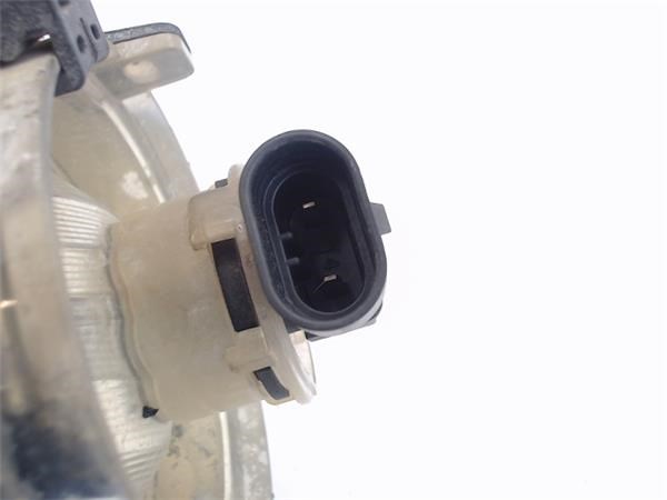 OPEL 93357464 Фара противотуманная правая в наличии Хмельницкий