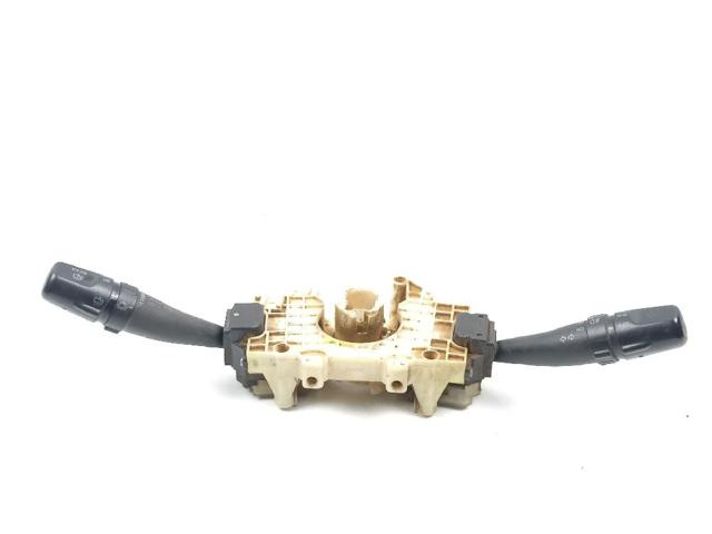 Comutador instalado na coluna da direção, montado KIA Sorento 1 JC