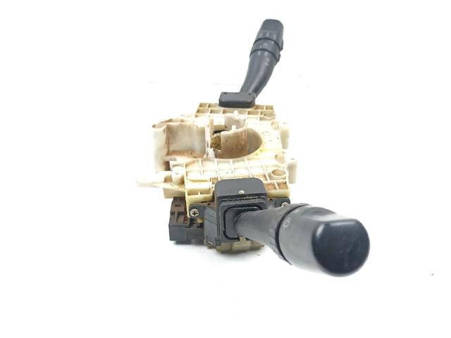 Comutador instalado na coluna da direção, montado KIA Sorento 1 JC