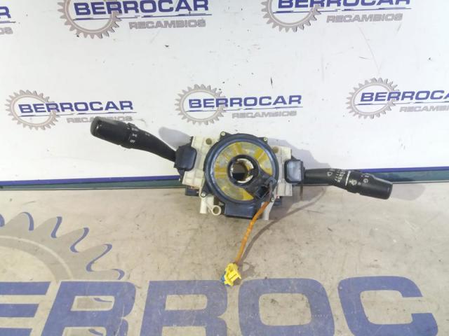 Comutador instalado na coluna da direção, montado KIA Sorento 1 JC