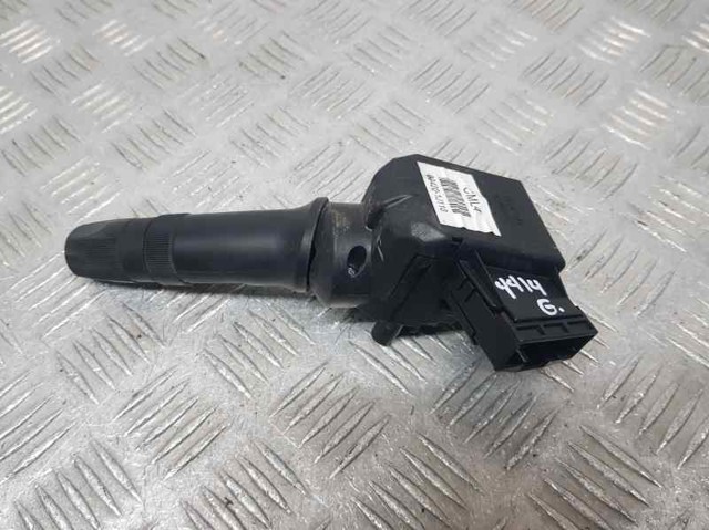 HYUNDAI 934201J110 Правый подрулевой переключатель в наличии Черкассы