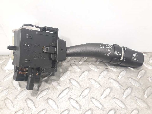 HYUNDAI 934203K000 Правый подрулевой переключатель в наличии Ирпень