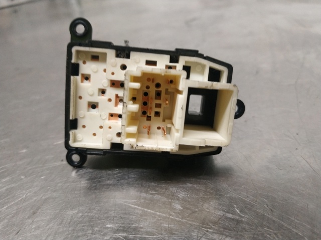 HYUNDAI 935301W000 Блок управления зеркалами заднего вида, на двери в наличии Львов
