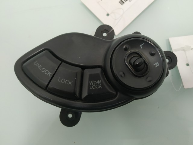 9353026020 HYUNDAI купить в Черновцы