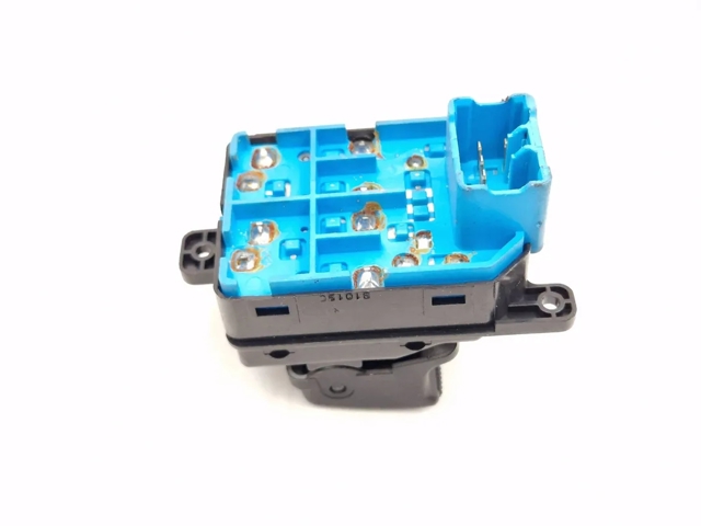 HYUNDAI 9357007500 в наличии Каменское