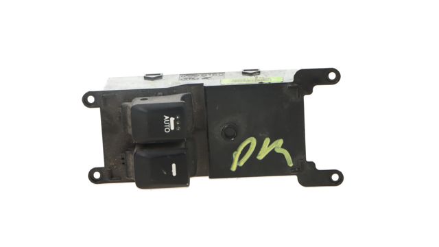 935701W000 HYUNDAI купить в Каменское