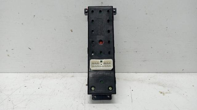HYUNDAI 935702B700S4 Кнопочный блок управления стеклоподъемником передний левый в наличии Николаев