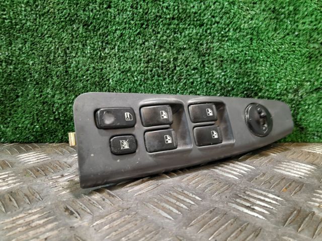 935702F200 HYUNDAI купить в Львов