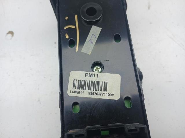 935702Y0109P HYUNDAI Кнопочный блок управления стеклоподъемником передний левый купить в Житомир
