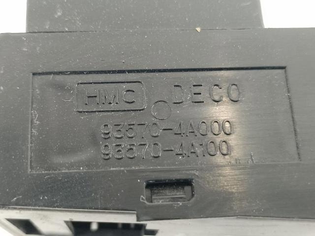HYUNDAI 935704A000 Кнопочный блок управления стеклоподъемником передний левый в наличии Николаев