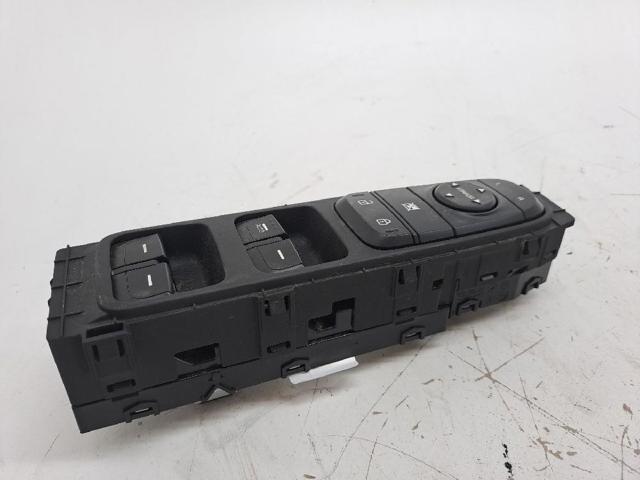 HYUNDAI 93570G5320 Кнопочный блок управления стеклоподъемником передний левый в наличии Сумы