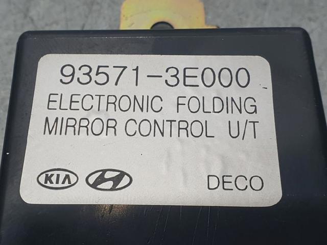 HYUNDAI 935713E000 Регулятор зеркал в наличии Винница