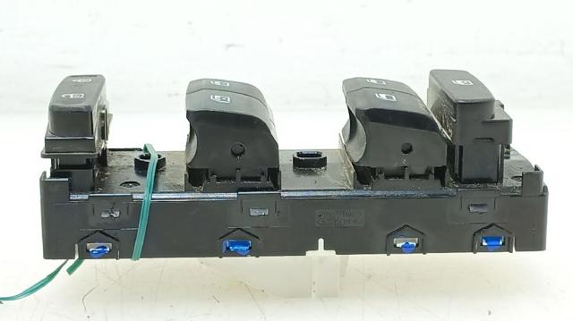 HYUNDAI 93571N73004X Кнопка включения мотора стеклоподъемника передняя левая в наличии Украина